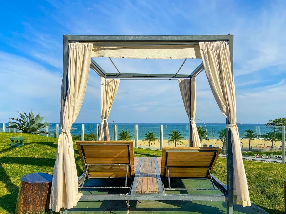Niemeyer Icon - Rooftop Pool in São Conrado - Image